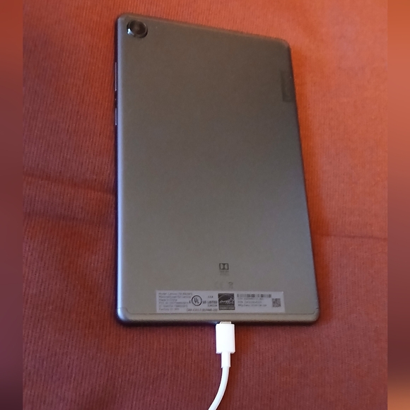 Lenovo M8 Tablet (Like New) - Picture 2 of 4